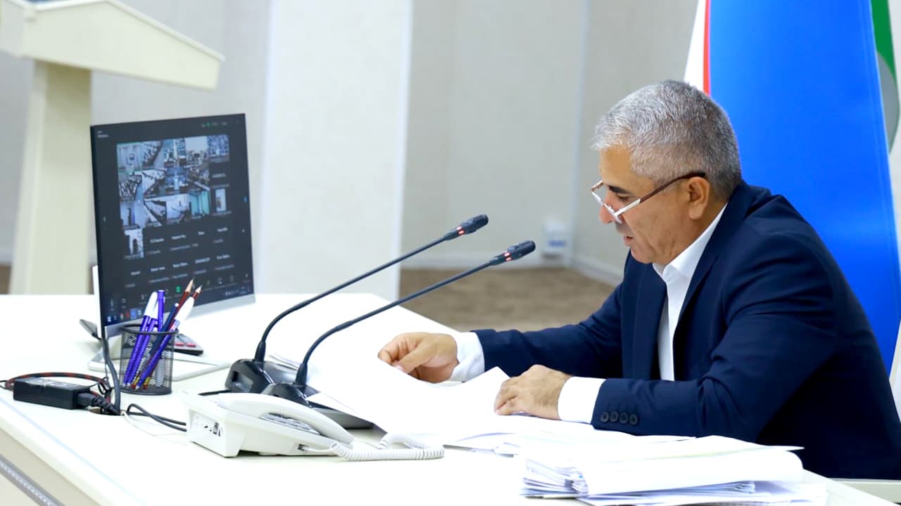 “Бухоро тажрибаси“ асосида вилоят ҳокими Ботир Зарипов бошчилигида Когон шаҳар “Бобур“ маҳалласи жиноятчилигининг “Маҳаллабай“ муҳокамаси ўтказилди