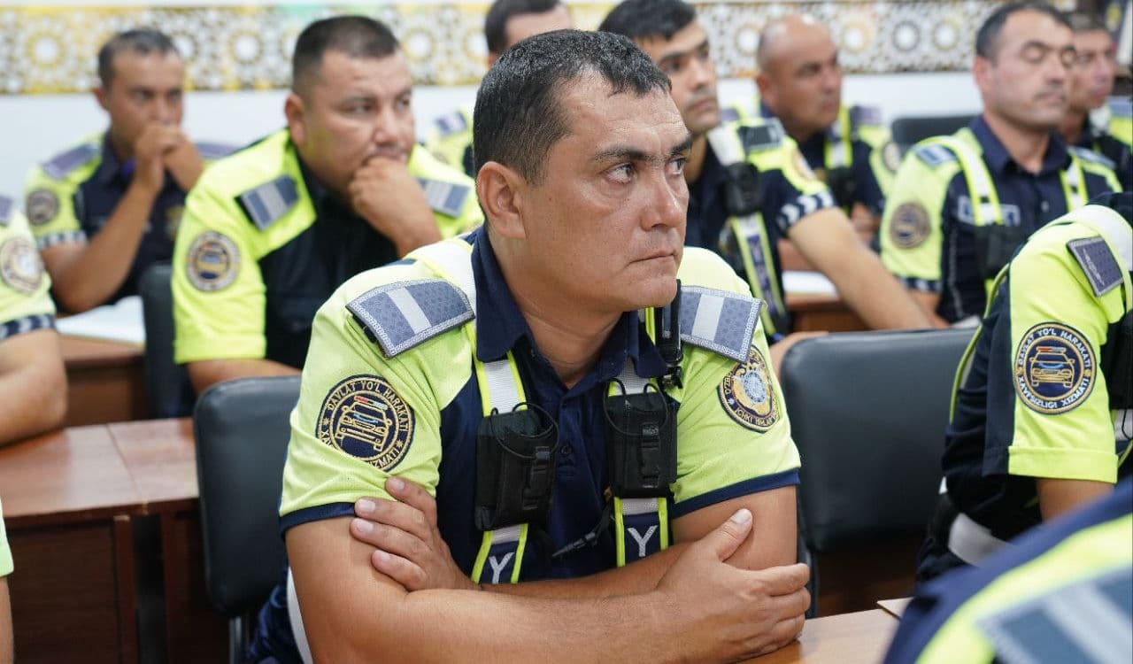 Сурхондарё вилояти ИИБ ЖХХ Йўл ҳаракати хавфсизлиги ходимлари иштирокида ўқув машғулоти ўтказилди