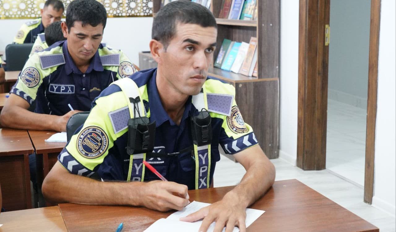 Сурхондарё вилояти ИИБ ЖХХ Йўл ҳаракати хавфсизлиги ходимлари иштирокида ўқув машғулоти ўтказилди