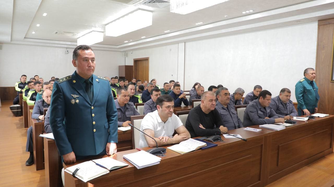 В Ташкентской области состоялось совещание с участием начальника Службы безопасности дорожного движения МВД, руководства областного ГУВД и личного состава