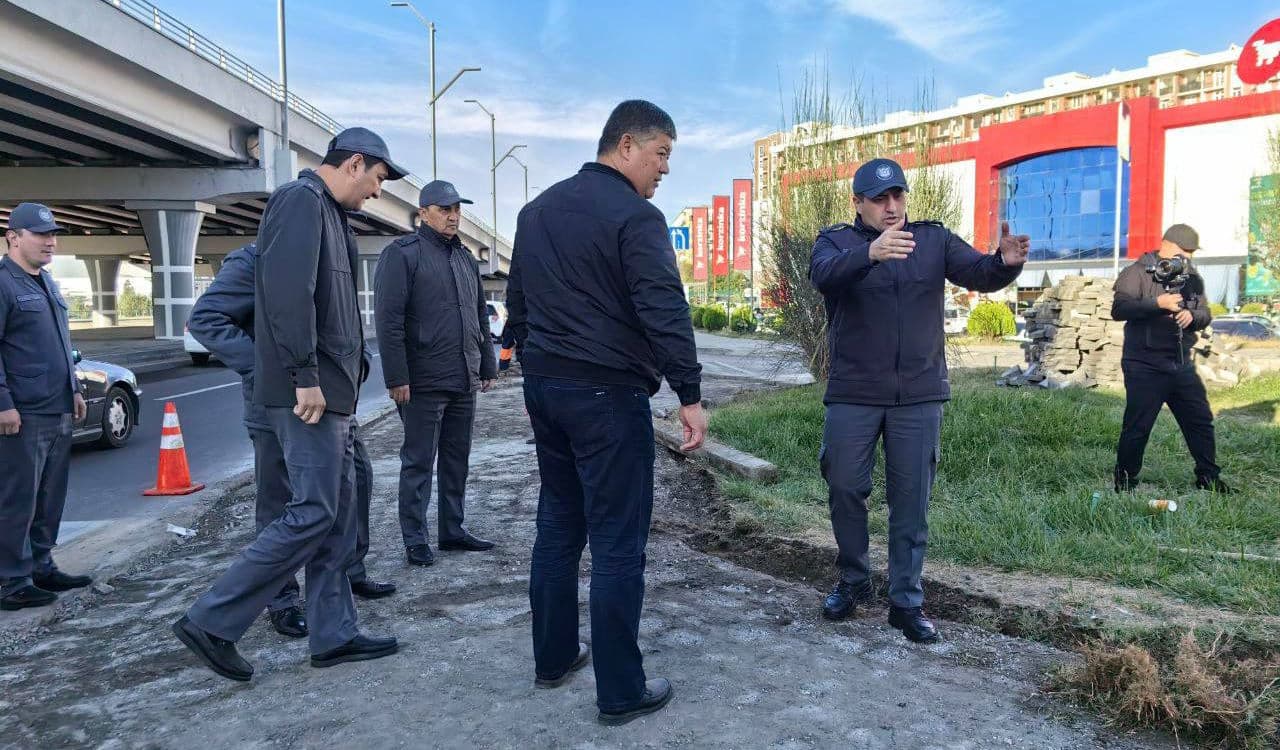 Ichki ishlar vazirligi Jamoat xavfsizligi departamenti Yoʻl harakati xavfsizligi xizmati boshligʻi polkovnik Sherzod Ibragimov Toshkent shahrida tirbandliklarning oldini olish yoʻlida amalga oshirilgan ishlar bilan tanishdi