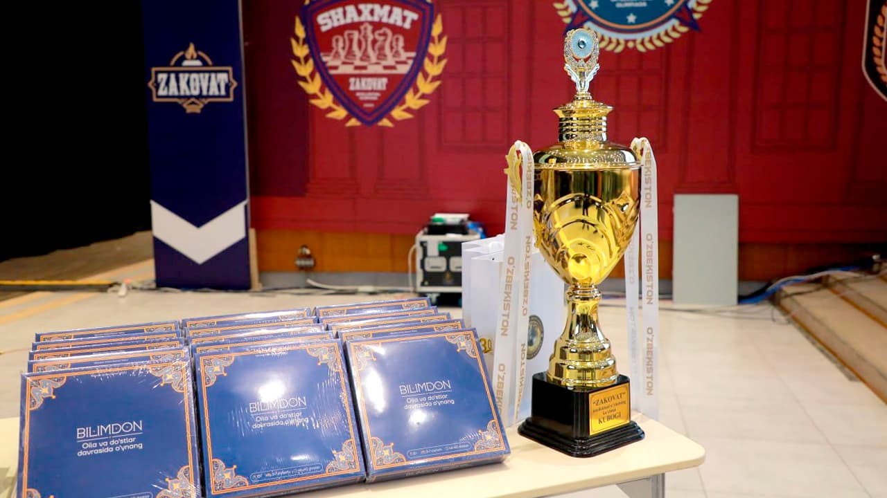 “Заковат” интеллектуал ўйини пойтахтимиздаги “Заковат арена”да Ички ишлар ходимлари куни муносабати билан уюштирилди