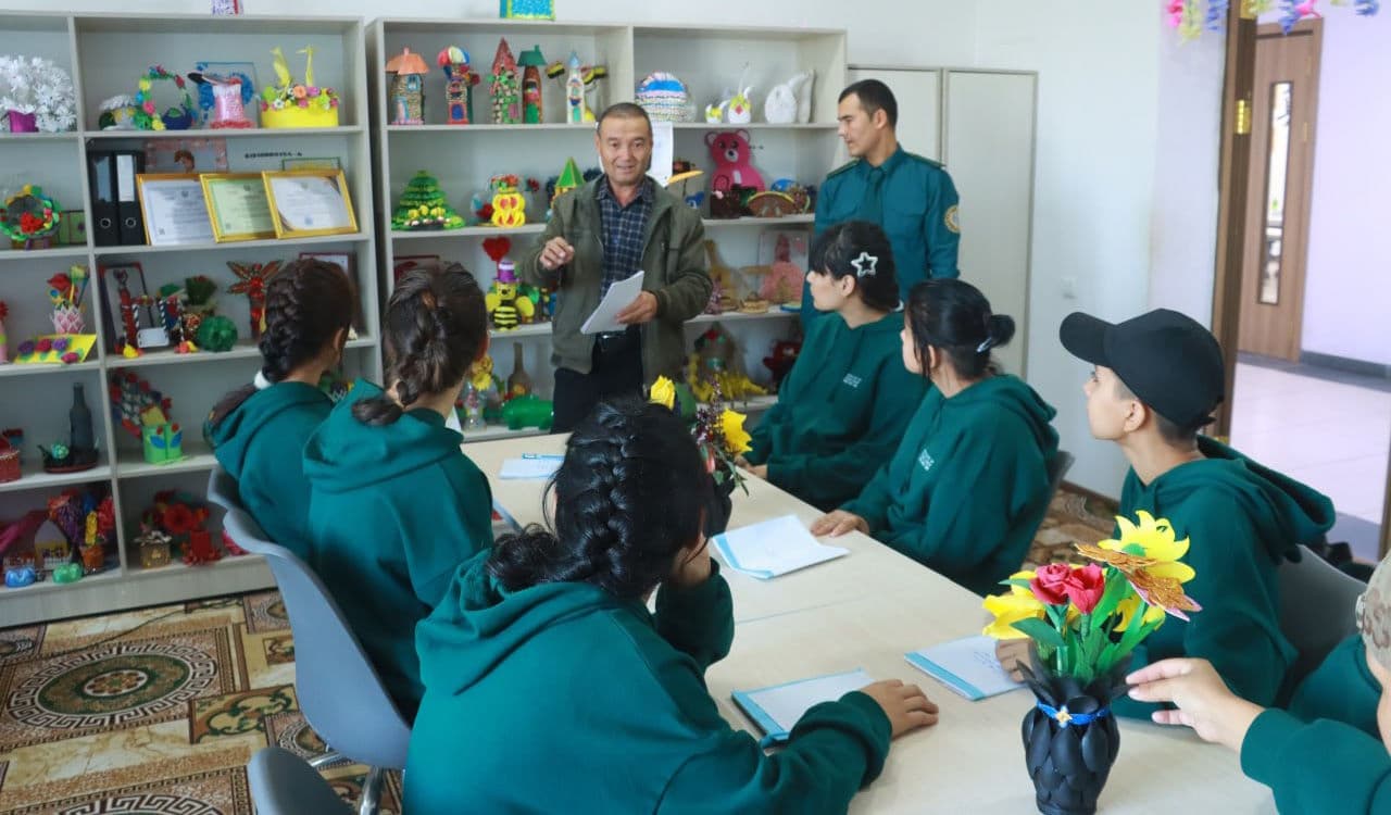 В рамках профилактического мероприятия ”Келажак сари”, проводимого в Сурхандарье, организованы круглые столы