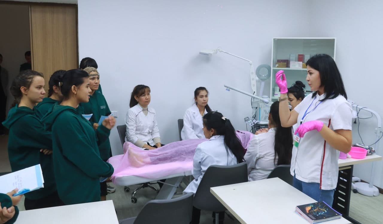 В рамках профилактического мероприятия ”Келажак сари”, проводимого в Сурхандарье, организованы круглые столы