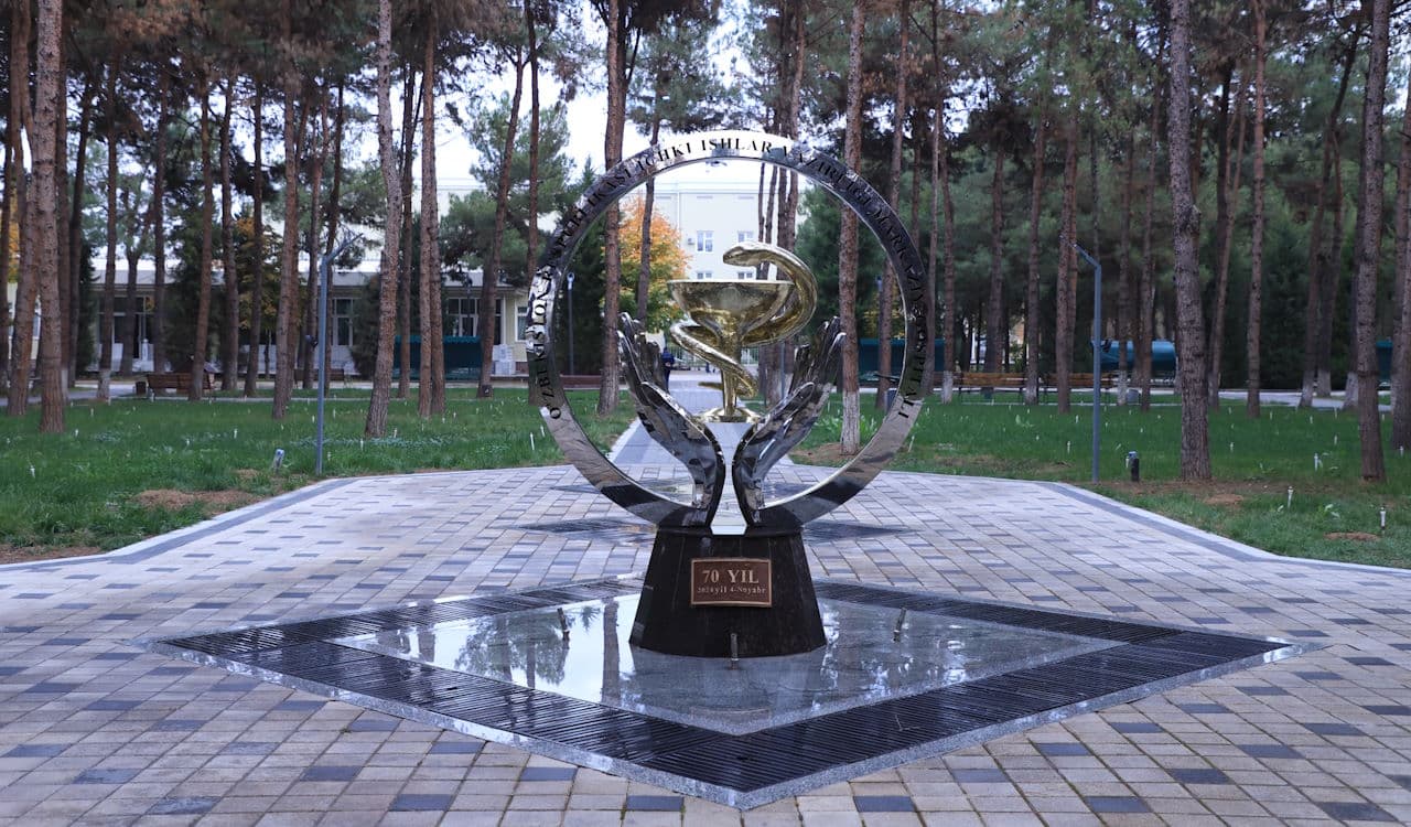 Ichki ishlar vazirligi markaziy gospitali tashkil etilganligining 70-yilligi hamda tibbiyot xodimlari kuniga bagʻishlangan tantanali marosim boʻlib oʻtdi