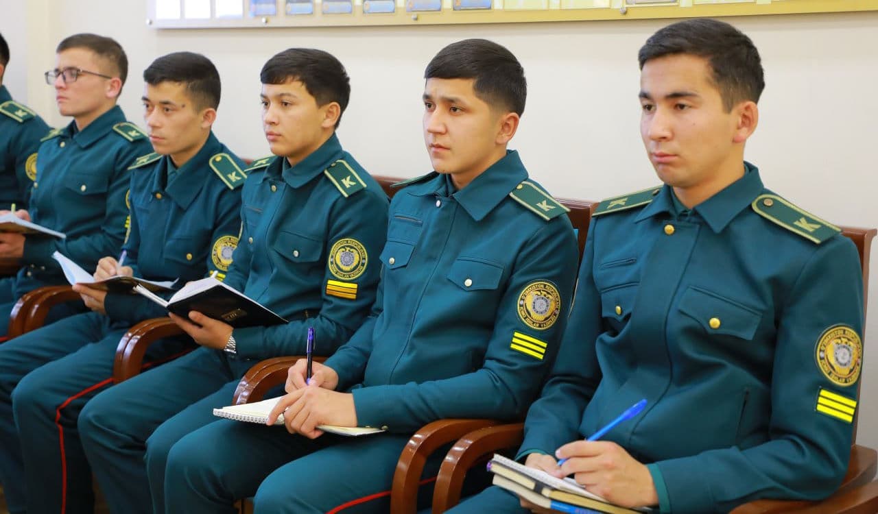 IIV akademiyasida “Tezkor-qidiruv faoliyatini huquqiy tartibga solish: muammo va yechimlar” mavzuiga bagʻishlangan konferensiya oʻtkazildi