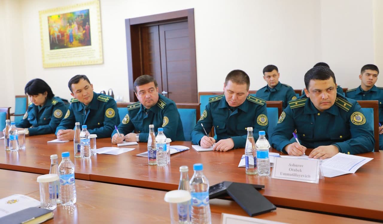 IIV akademiyasida “Tezkor-qidiruv faoliyatini huquqiy tartibga solish: muammo va yechimlar” mavzuiga bagʻishlangan konferensiya oʻtkazildi