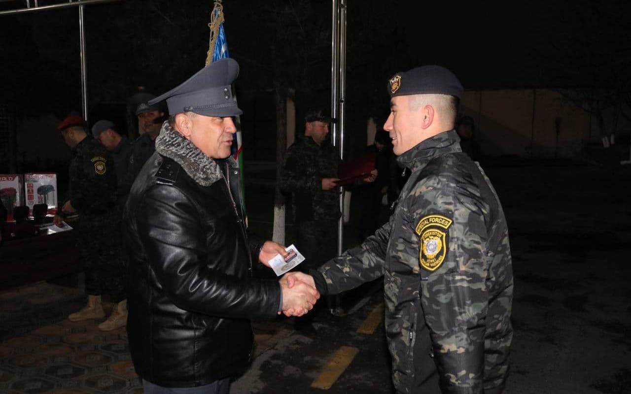 В УВД Самаркандской области состоялось торжественное мероприятие, приуроченное к 18-летию создания мобильных отрядов особого назначения МВД