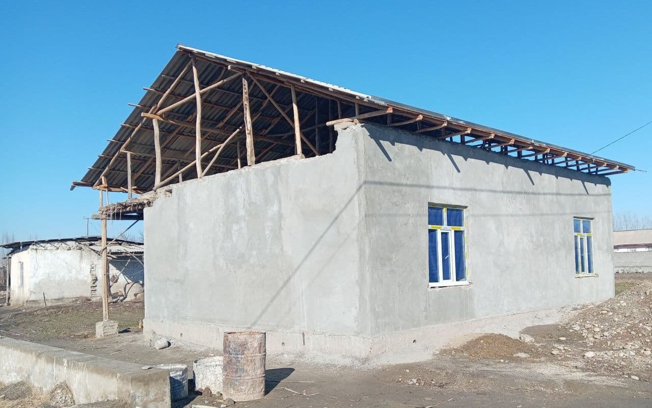 Начальник УВД Навоийской области полковник Азат Тасбаев посетил Хатырчинский район и изучил проблемы закрепленных за ним семей