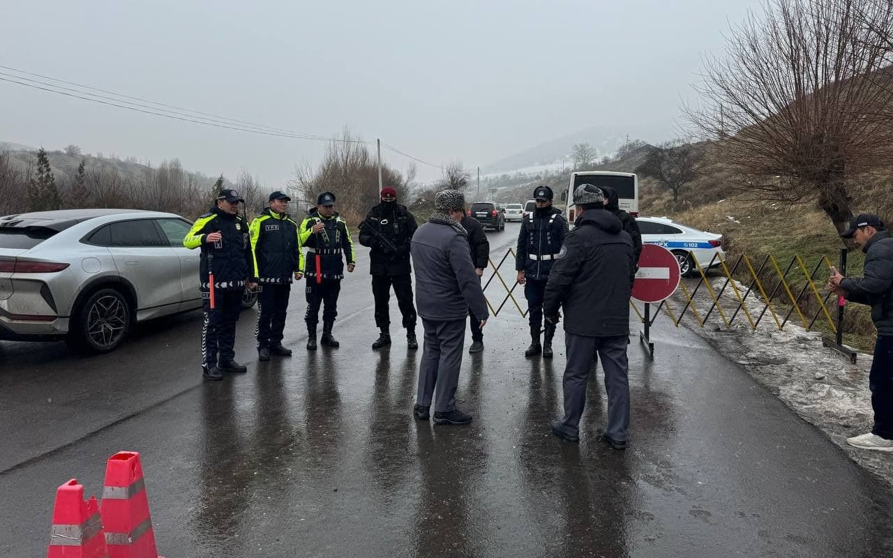 The head of the Road Traffic Safety Service of the Public Security Department of the MIA, Colonel Sherzod Ibragimov, conducted an inspection in Bustanlik district of Tashkent region