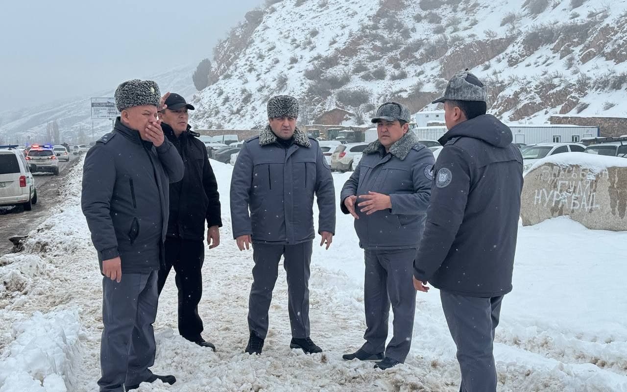 The head of the Road Traffic Safety Service of the Public Security Department of the MIA, Colonel Sherzod Ibragimov, conducted an inspection in Bustanlik district of Tashkent region