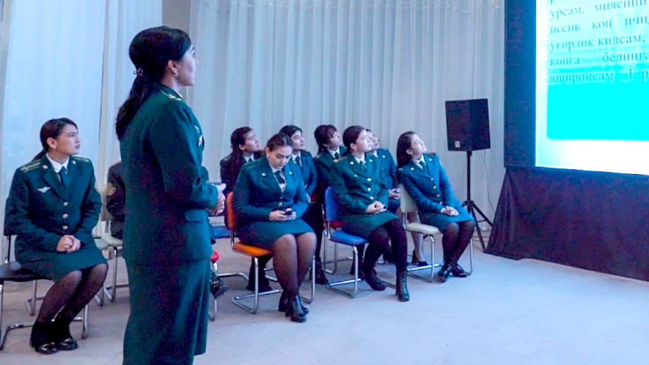 Qashqadaryo viloyat Yoshlar markazida viloyat ichki ishlar organlarida xizmat qilayotgan xodimalar ishtirokida “Eng yaxshi kitobxon xodima” koʻrik-tanlovi oʻtkazildi