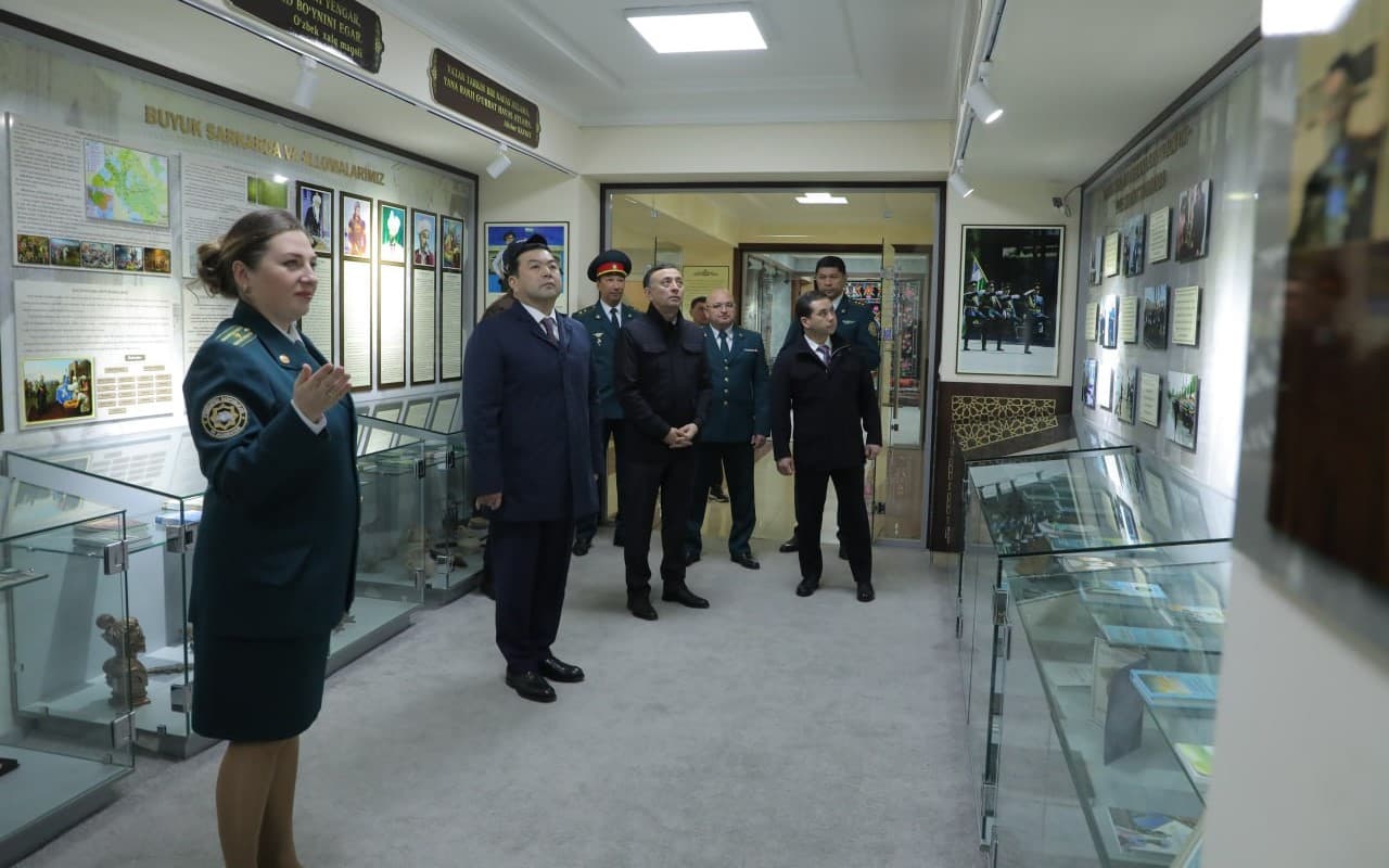 ИИВ академиясига Қозоғистон Республикаси Ички ишлар вазирлигининг Олмаота академияси раҳбари Калижан Кобландин бошчилигидаги делегация ташриф буюрди