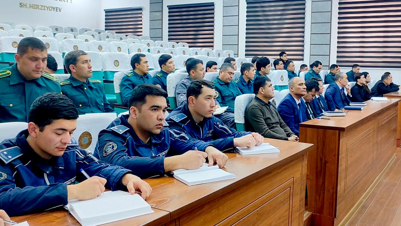 В Управлении внутренних дел Сырдарьинской области организованы специальные учебные курсы на тему "Борьба с пытками: международная практика и национальный опыт"