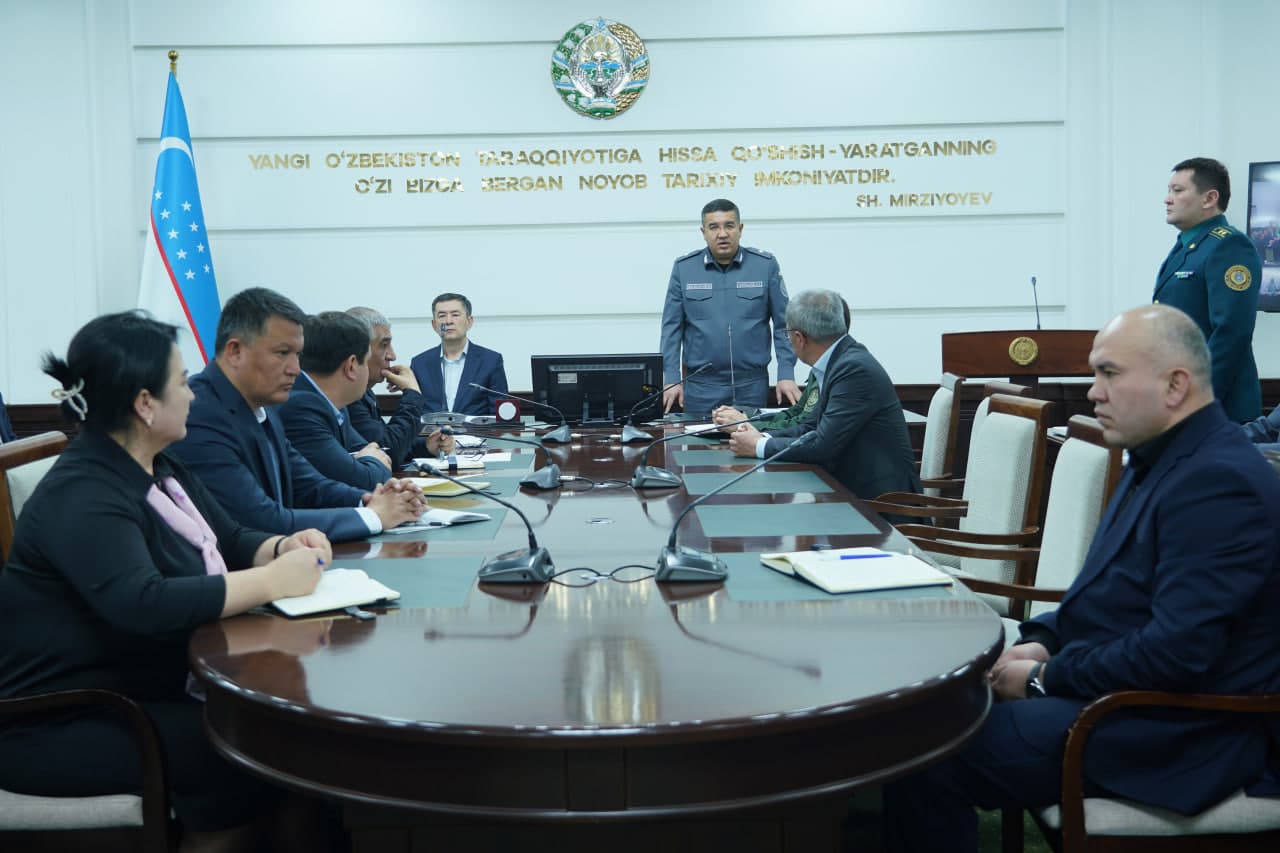 Сирдарё вилоятида Ички ишлар вазири иштирокида халқ депутатлари вилоят Кенгашининг навбатдан ташқари сессияси бўлиб ўтди