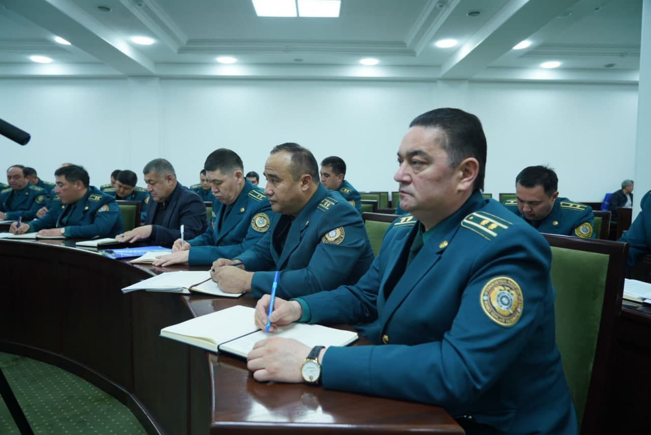 Сирдарё вилоятида Ички ишлар вазири иштирокида халқ депутатлари вилоят Кенгашининг навбатдан ташқари сессияси бўлиб ўтди