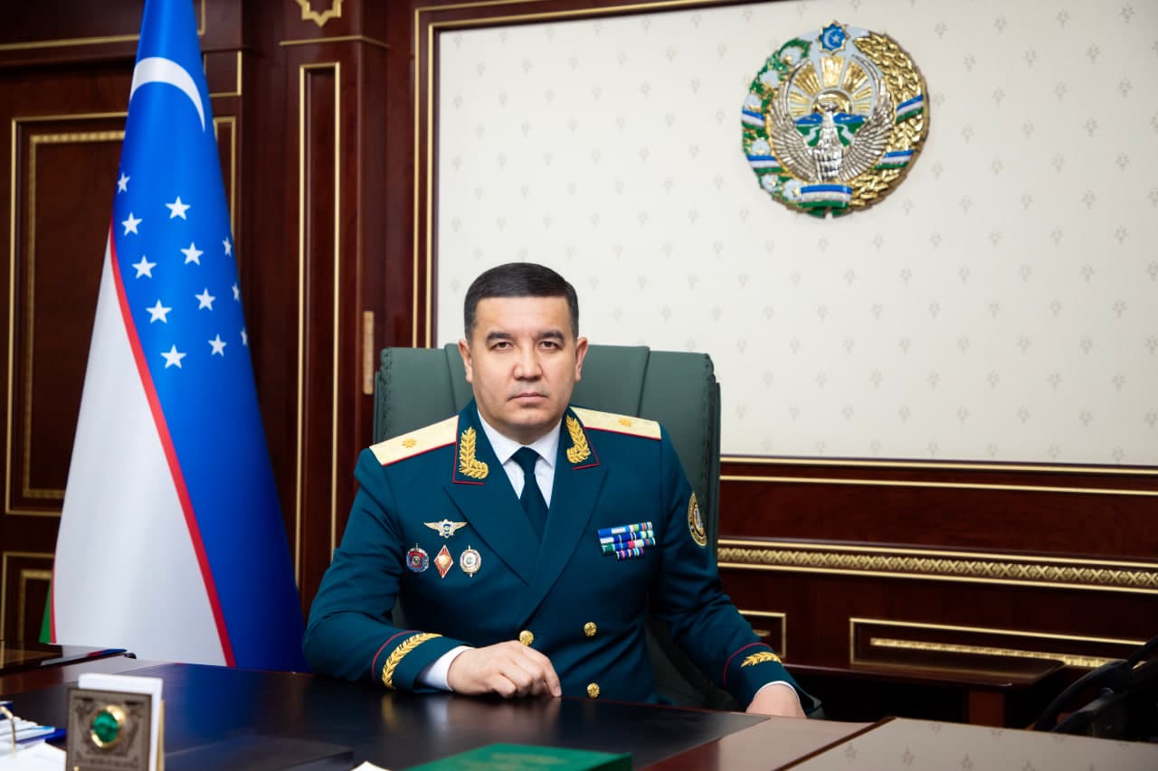 Поздравление министра внутренних дел Республики Узбекистан, генерал-майора Азиза Ташпулатова по случаю всенародного праздника Навруз