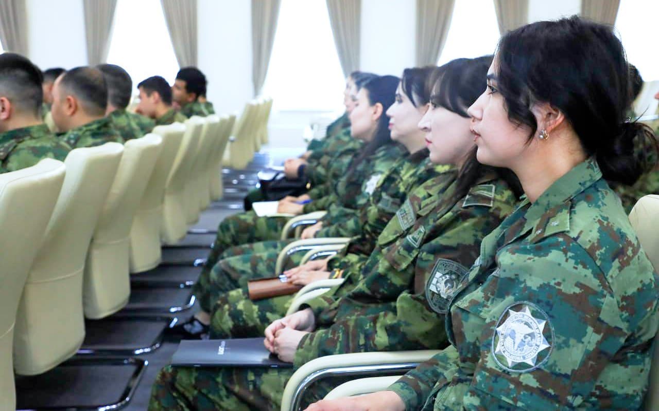 Toshkent viloyati IIBB Ekspert-kriminalistika markazi tomonidan bojxona xodimlari uchun oʻquv seminari tashkil etildi