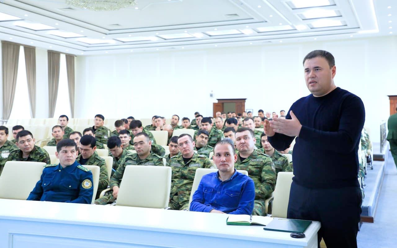 Toshkent viloyati IIBB Ekspert-kriminalistika markazi tomonidan bojxona xodimlari uchun oʻquv seminari tashkil etildi