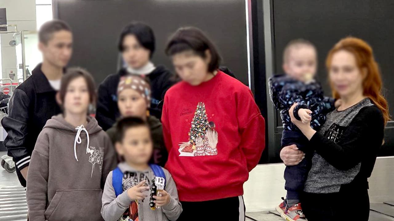 21 ребенок, оставшийся без попечения родителей за рубежом, возвращен в Узбекистан