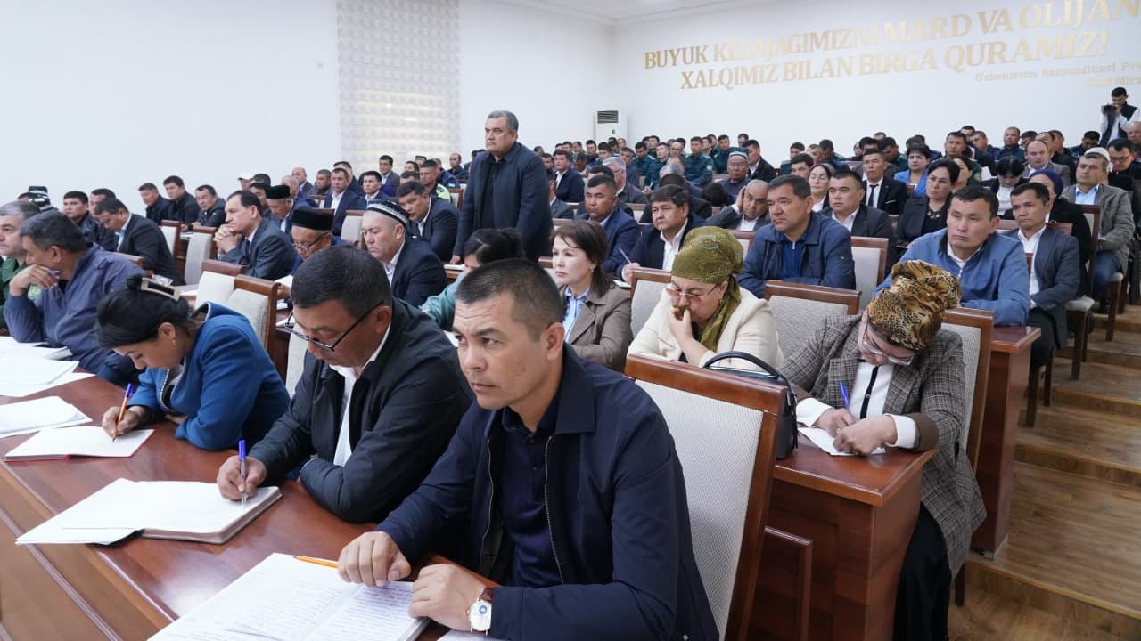 Сурхондарё вилояти масъуллари томонидан Президент қарори ижроси юзасидан ўрганишлар Қумқўрғон ва Жарқўрғон туманларида давом эттирилди