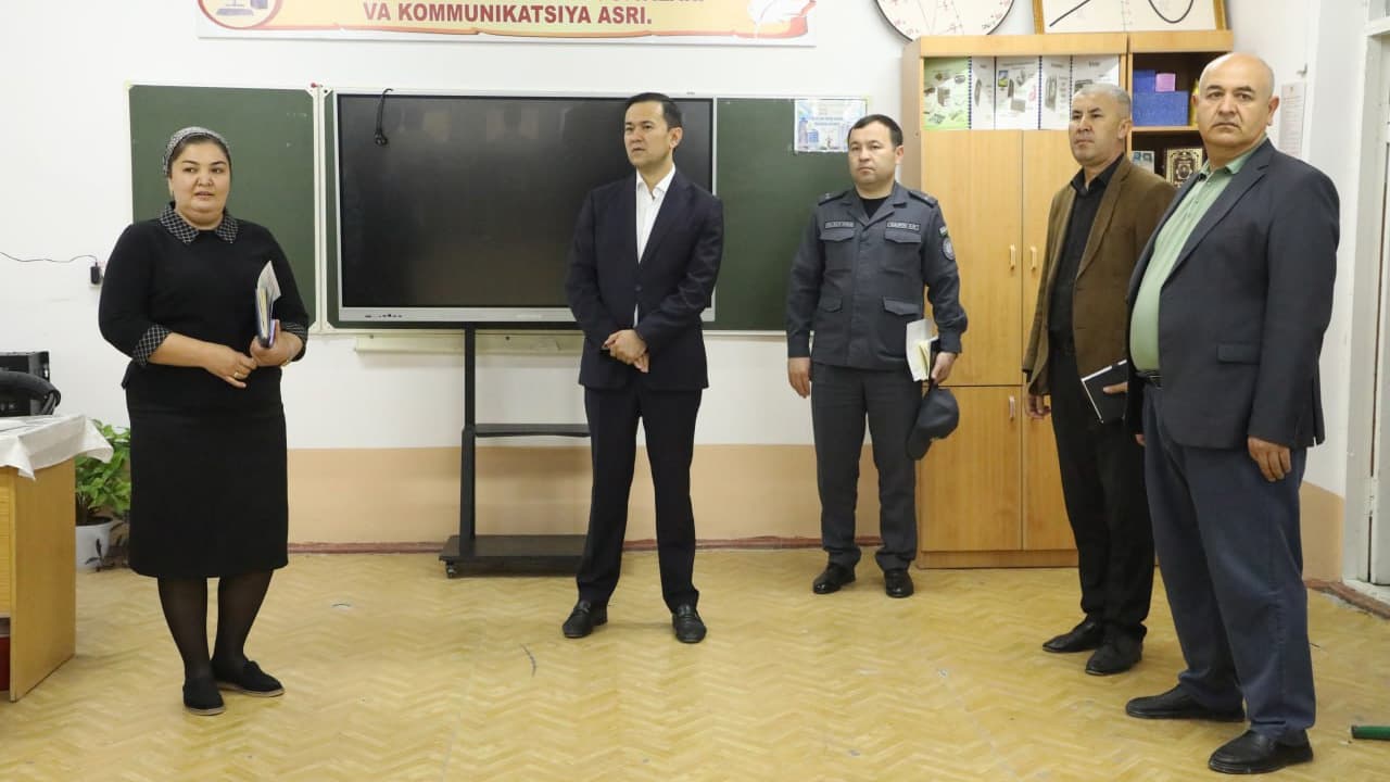 Navoiy viloyatida IIV masʼul xodimlari ishtirokida oʻquvchi-yoshlarni vatanparvarlik ruhida tarbiyalashga qaratilgan oʻrganishlar amalga oshirildi