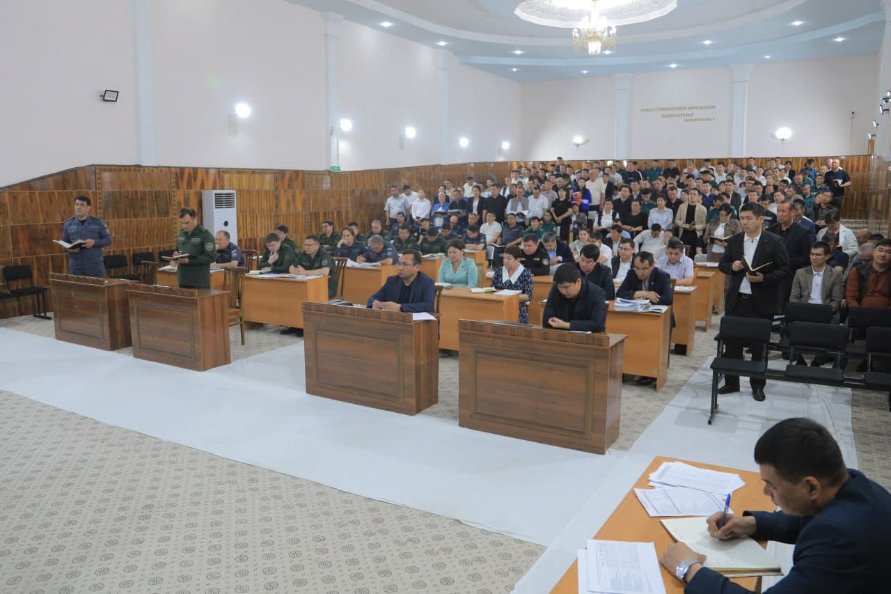 Qoraqalpogʻiston Respublikasi Xoʻjayli tumanida vazifalar ijrosi tanqidiy muhokama qilindi