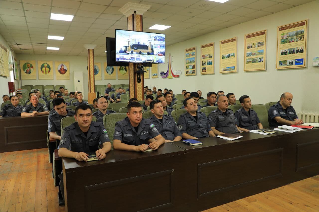 IIV Qorovul qoʻshinlari qoʻmondonligida joriy yilning aprel oyi yakuniga bagʻishlangan harbiy intizom, huquqbuzarlik va jinoyatchilik ahvoli yuzasidan tahliliy yigʻilish boʻlib oʻtdi
