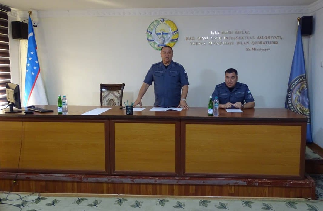 Navoiy viloyatida vazirlik ishchi guruhi tomonidan aniqlangan kamchiliklar yuzasidan muhokamalar oʻtkazilmoqda