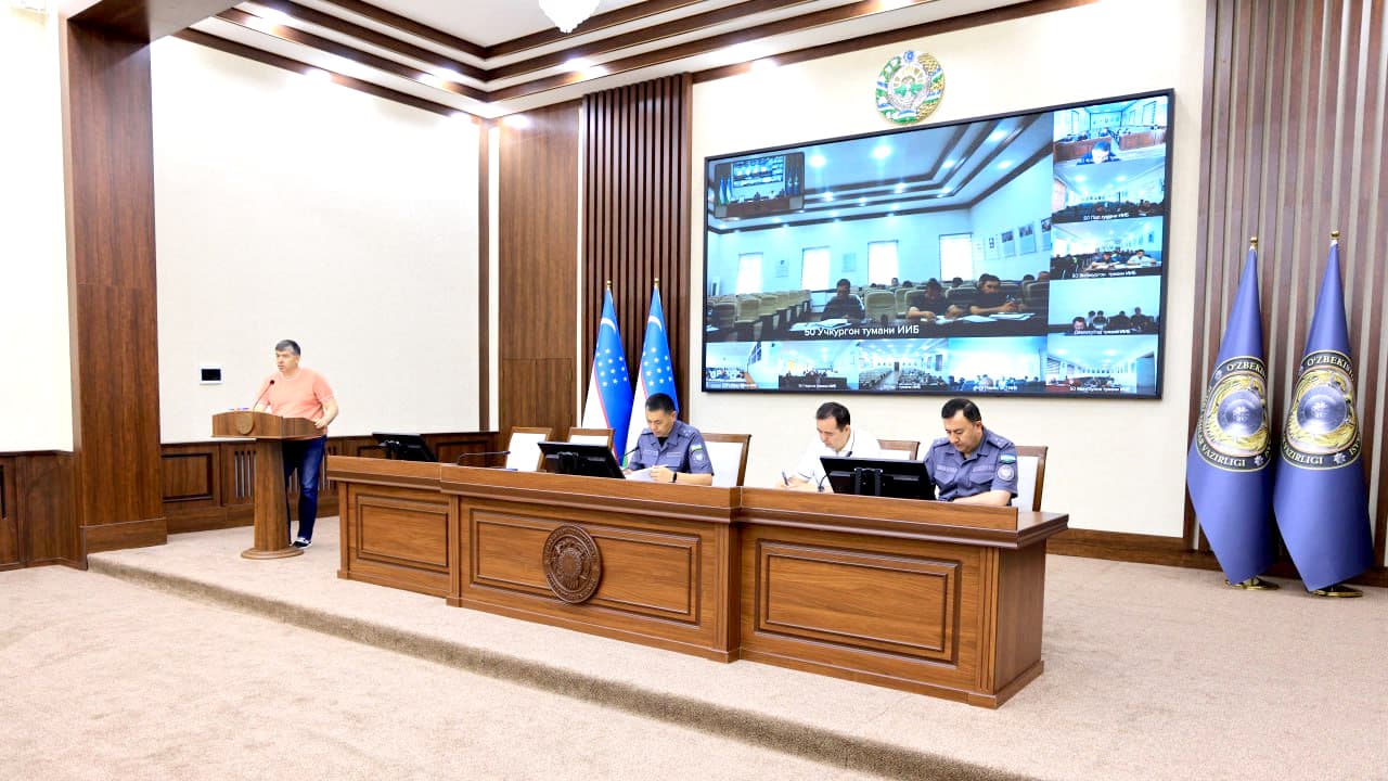 Наманган вилояти ИИБда жиноятчиликни олдини олишга қаратилган Қарорлар ижроси юзасидан амалга оширилаётган ишлар муҳокама қилинди