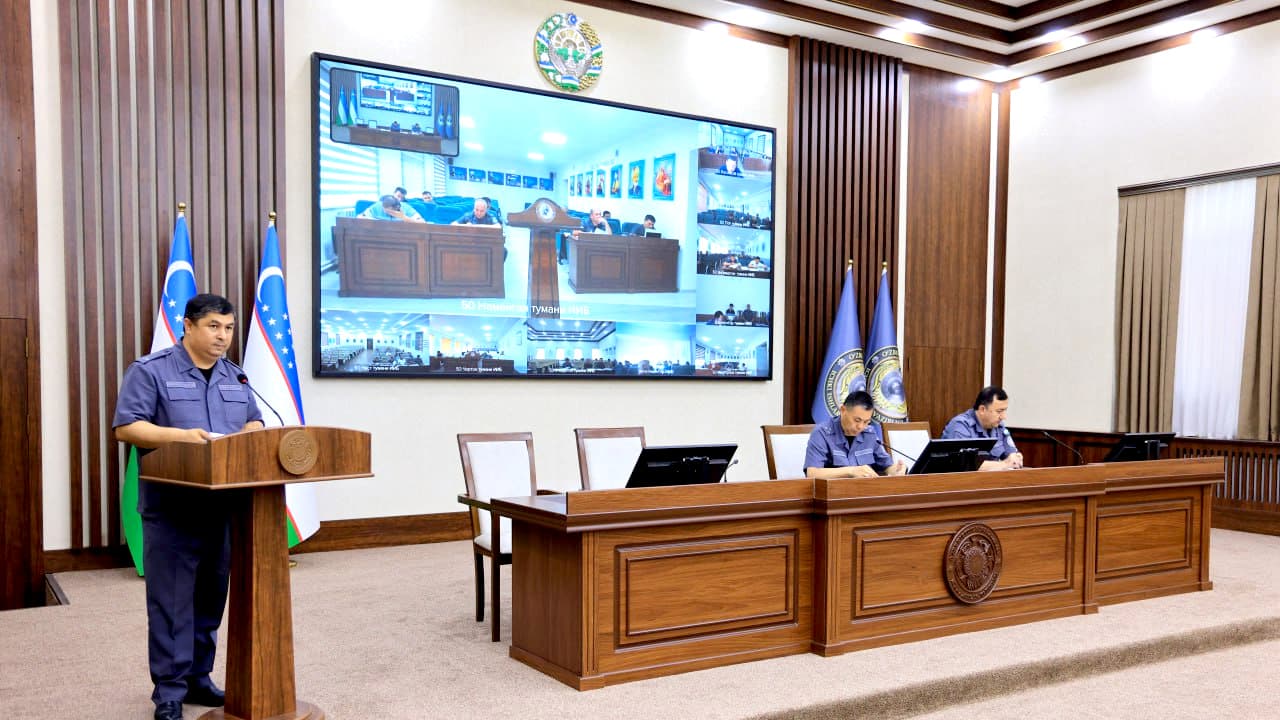 Наманган вилояти ИИБда жиноятчиликни олдини олишга қаратилган Қарорлар ижроси юзасидан амалга оширилаётган ишлар муҳокама қилинди