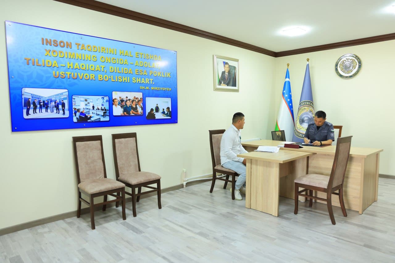 Namangan viloyati IIB binosida boshqarma rahbariyatining fuqarolar uchun qabuli oʻtkazildi