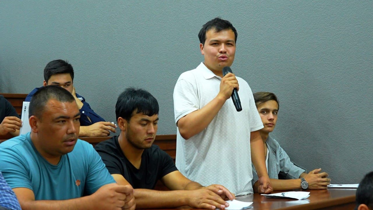 Fargʻona viloyati Qoʻqon shahrida Ichki ishlar vazirligi rahbariyati tomonidan Ichki ishlar organlariga biriktirilgan yoshlar bilan uchrashuv oʻtkazildi