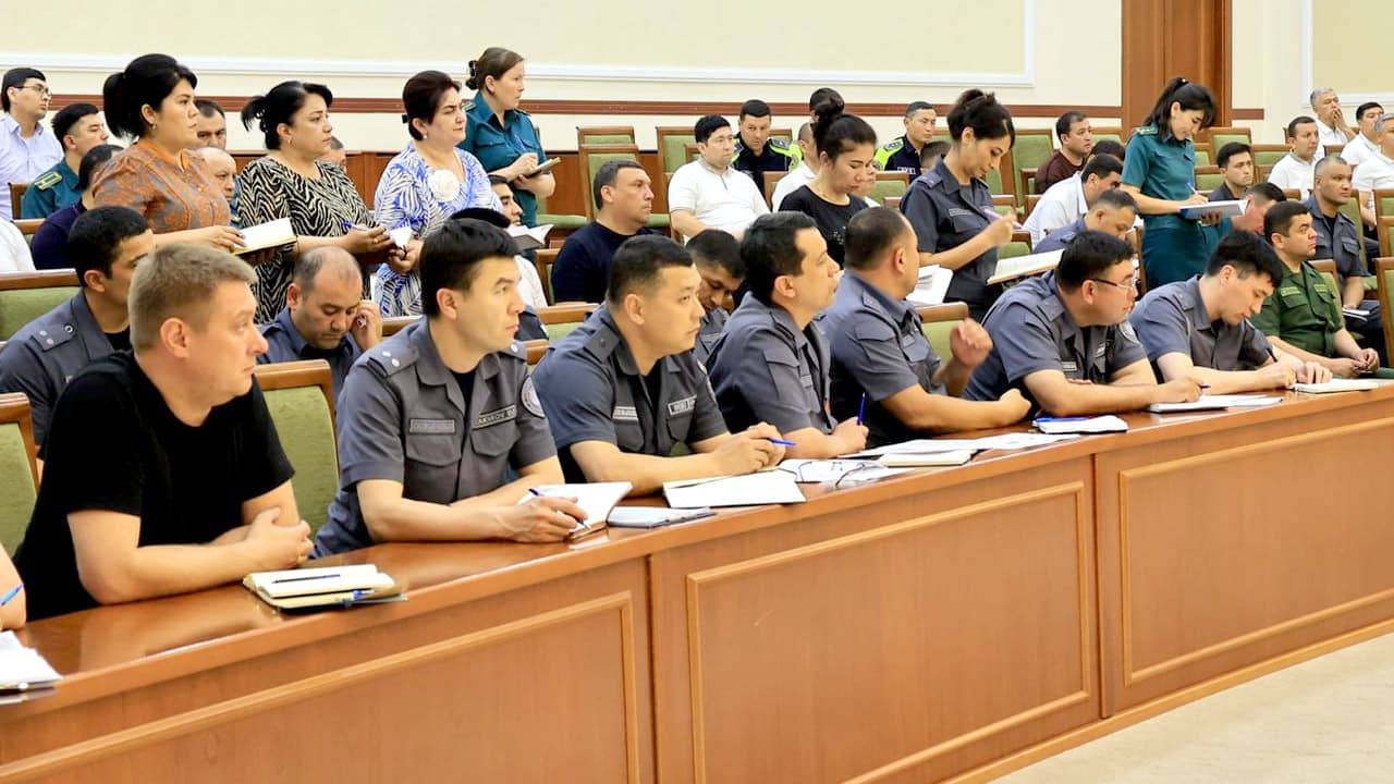 IIV ishchi guruhi tomonidan Namanganda jinoyatchilikning oldini olish va xavfsiz muhit yaratish masalalari muhokama qilindi