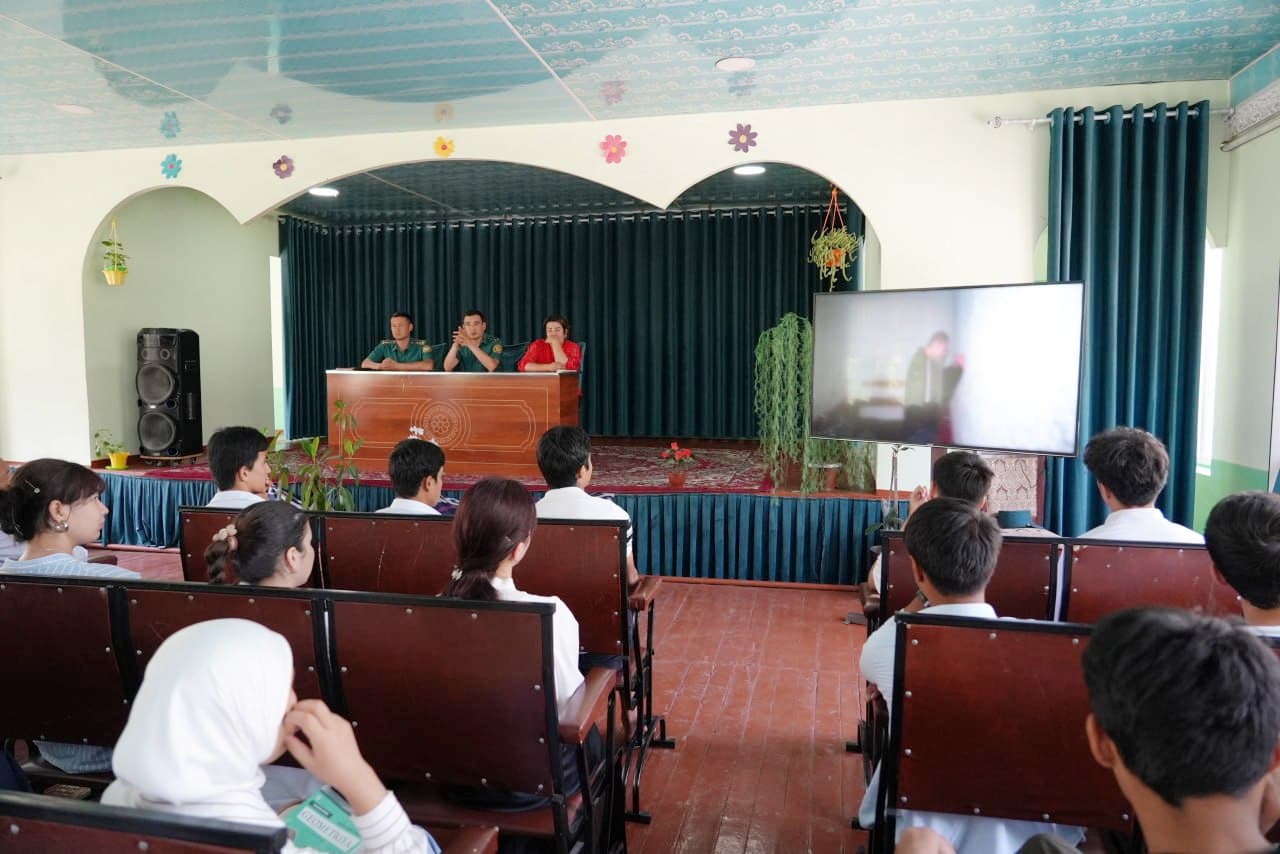 The preventative awareness initiatives are being undertaken for school graduates and their parents in Bulakbashi district, Andijan region