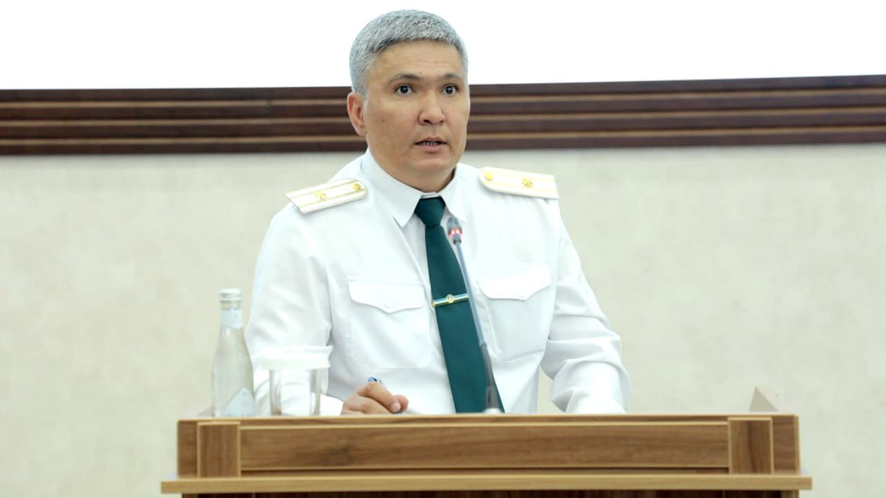 В Академии МВД состоялась научно-практическая конференция на тему "Сдерживание преступности в махаллях с тяжелой криминогенной обстановкой: проблемы и пути решения"