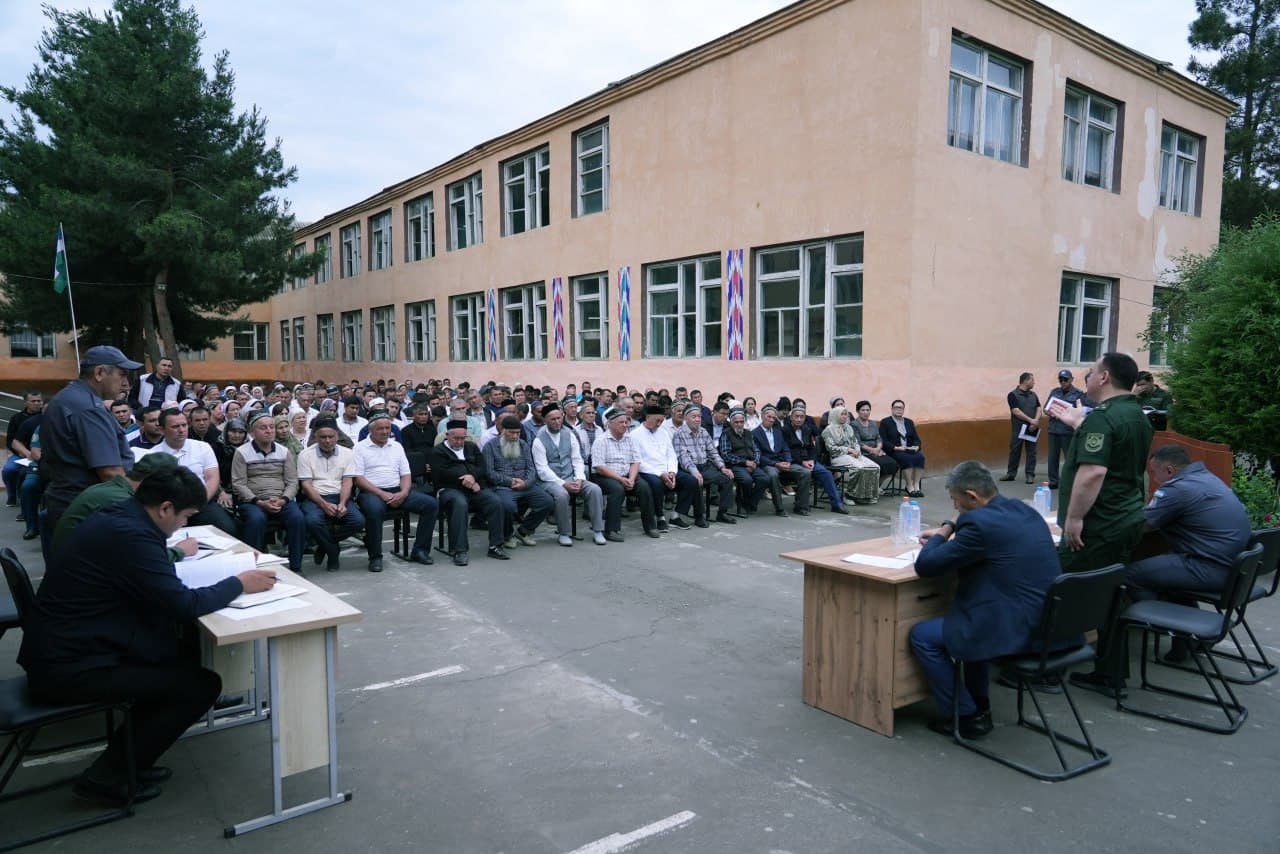 Ўзбекистон Республикаси Президентининг 2025 йил 3 январдаги ПҚ-1-сон Қарорида белгиланган вазифалардан келиб чиқиб, Балиқчи туманида ичкилик оқибатида содир этилган жиноят сабаблари кенг жамоатчилик ўртасида муҳокама қилинди