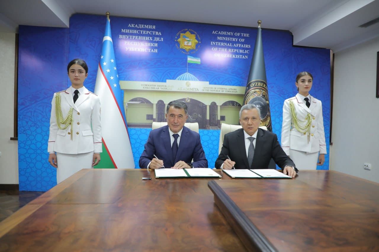 IIV akademiyasi va Markaziy Osiyo sunʼiy intellekt assotsiasiyasi (AICA) oʻrtasida hamkorlik memorandumi imzolandi