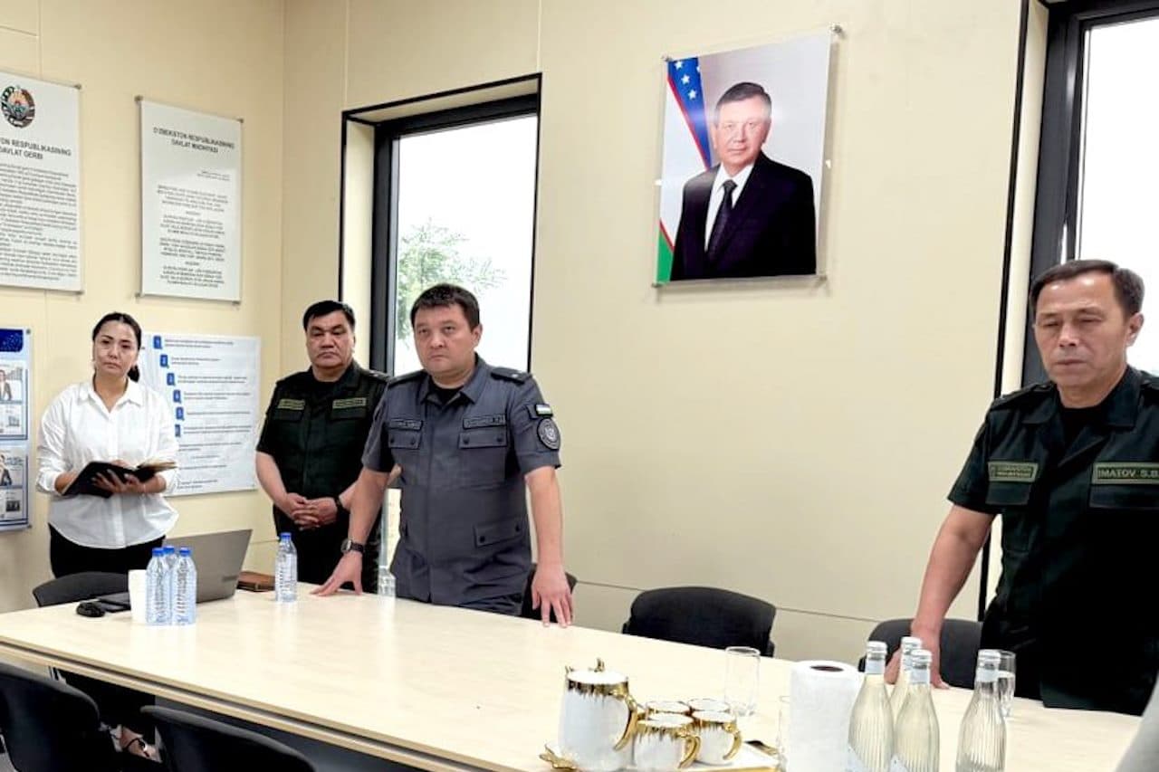 Sirdaryo viloyati Mirzaobod tumanida jinoyat va huquqbuzarliklarning barvaqt oldini olish borasida amalga oshirilayotgan ishlar oʻrganildi