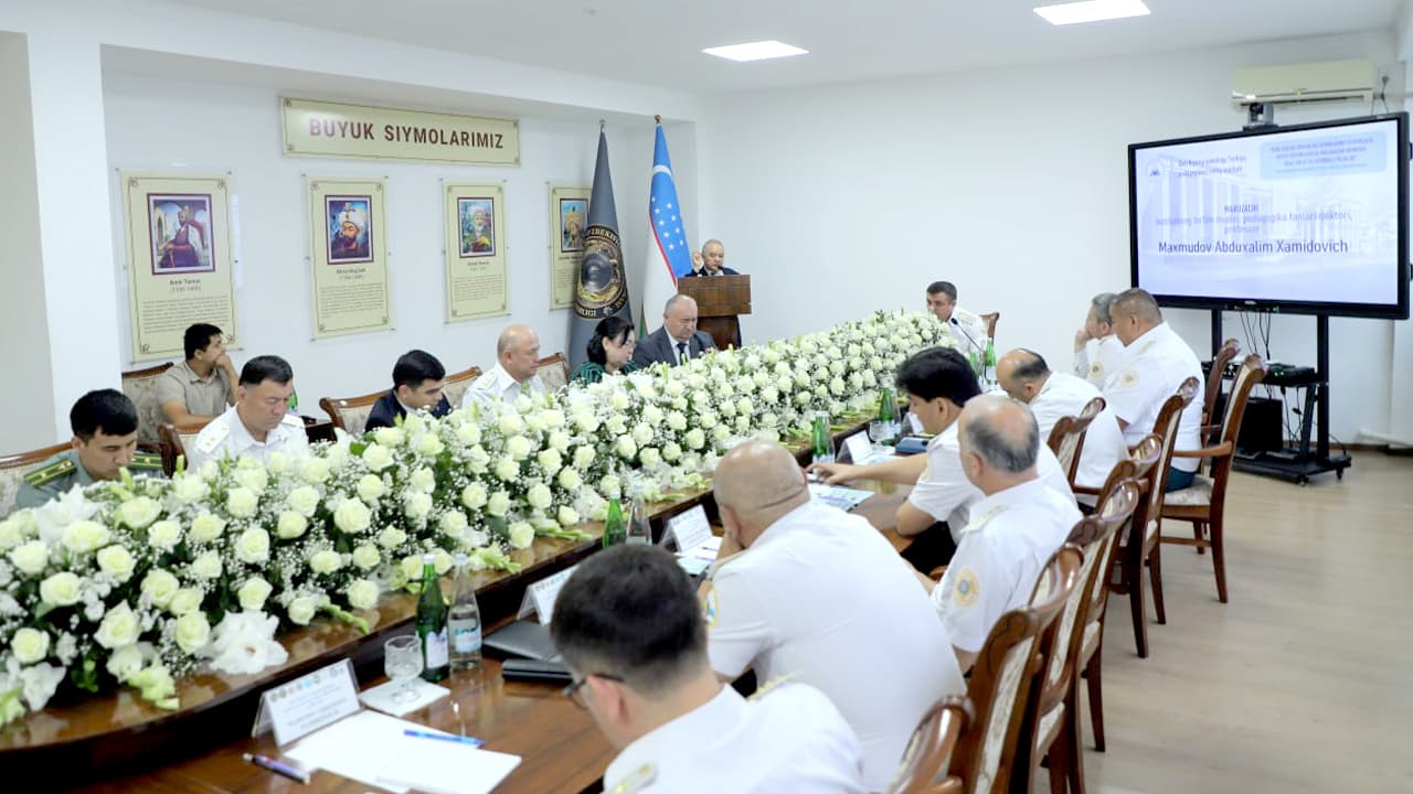 Ички ишлар вазирлиги Малака ошириш институтида “Ички ишлар органлари ходимларини тайёрлаш, қайта тайёрлаш ва малакасини ошириш: реал ҳолат ва истиқболли режалар” мавзусида республика илмий-амалий конференция бўлиб ўтди