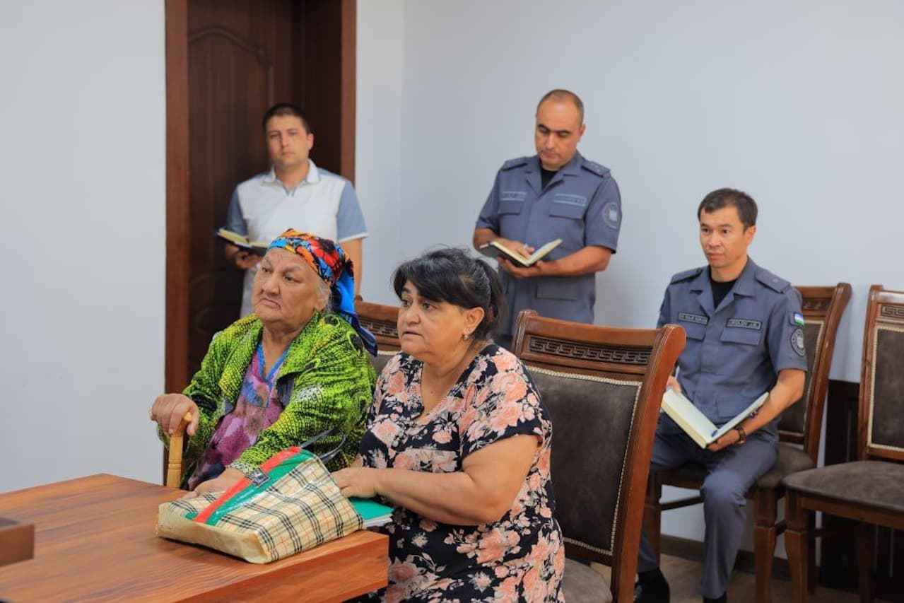 В Управлении внутренних дел Бухарской области были приняты обращения от физических и юридических лиц