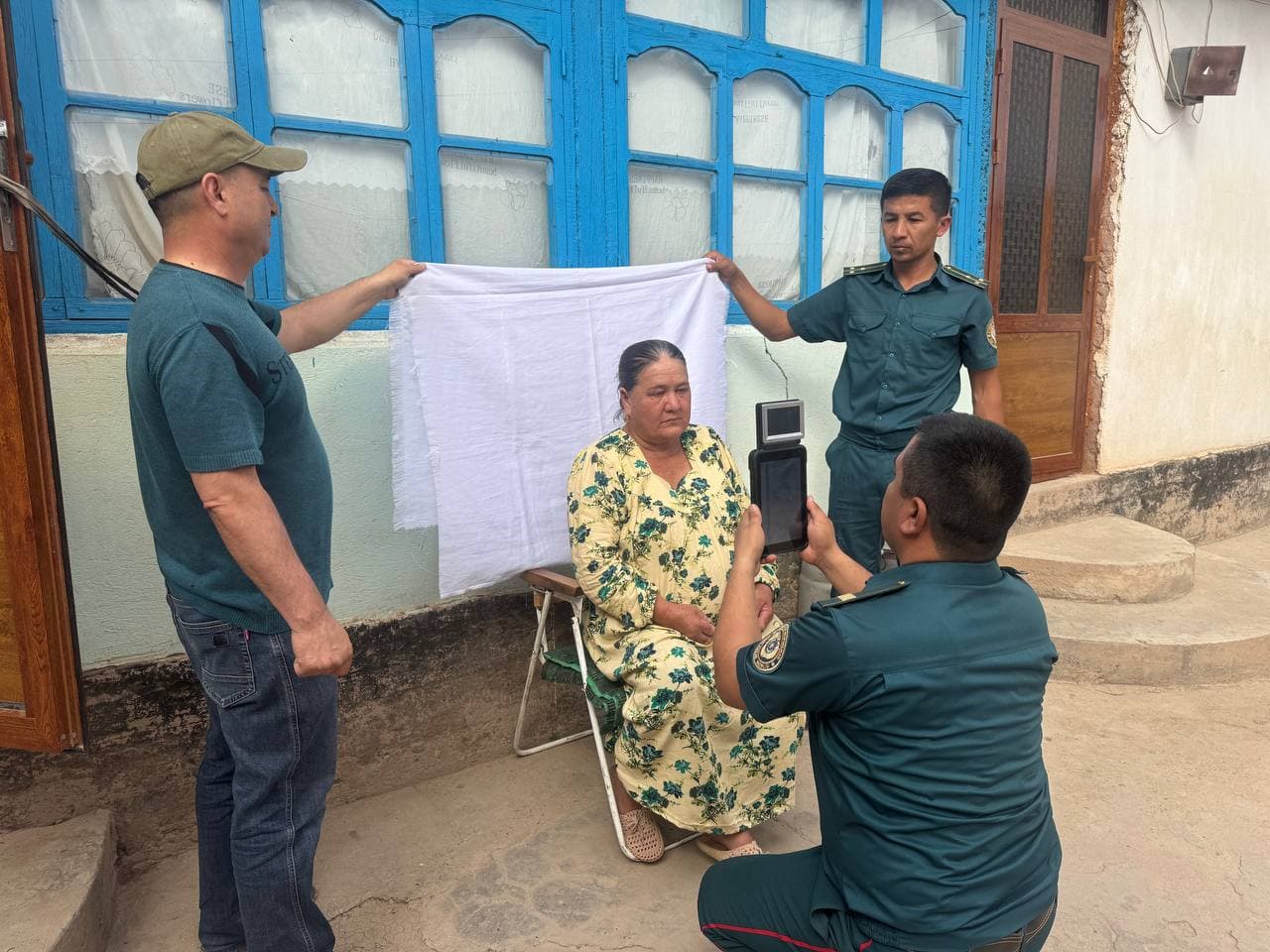 В целях изучения обращений населения, проживающего в отдаленных и приграничных районах Сурхандарьи, проведен выездной прием