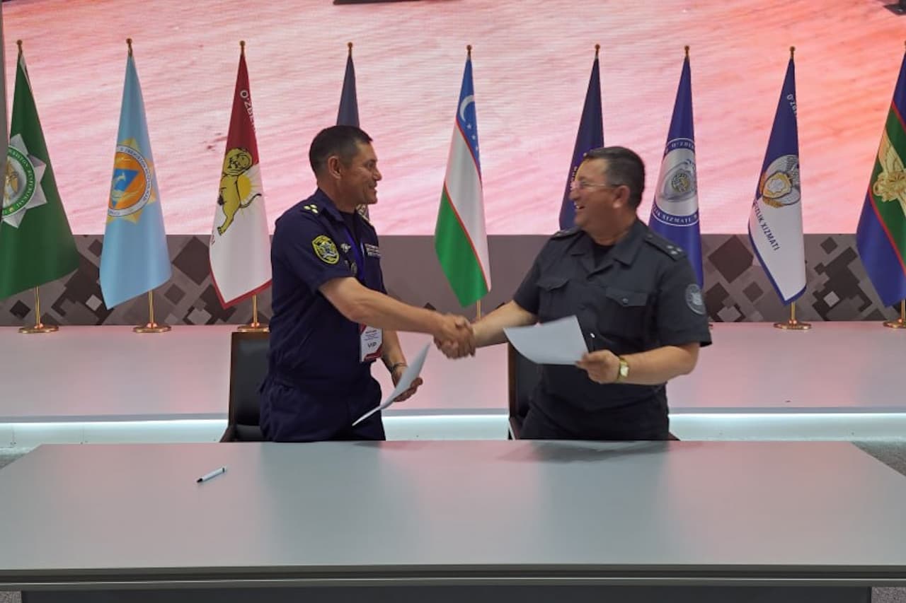 Ўзбекистон Республикаси Олий ҳарбий авиация билим юрти ҳамда Ички ишлар вазирлиги Малака ошириш институти ўртасида ўзаро ҳамкорлик тўғрисидаги меморандум имзоланди