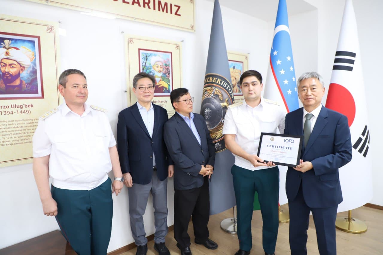 В Институте повышения квалификации Министерства внутренних дел Республики Узбекистан завершился международный учебный курс на тему "Применение искусственного интеллекта в судебной экспертизе и расследовании преступлений"