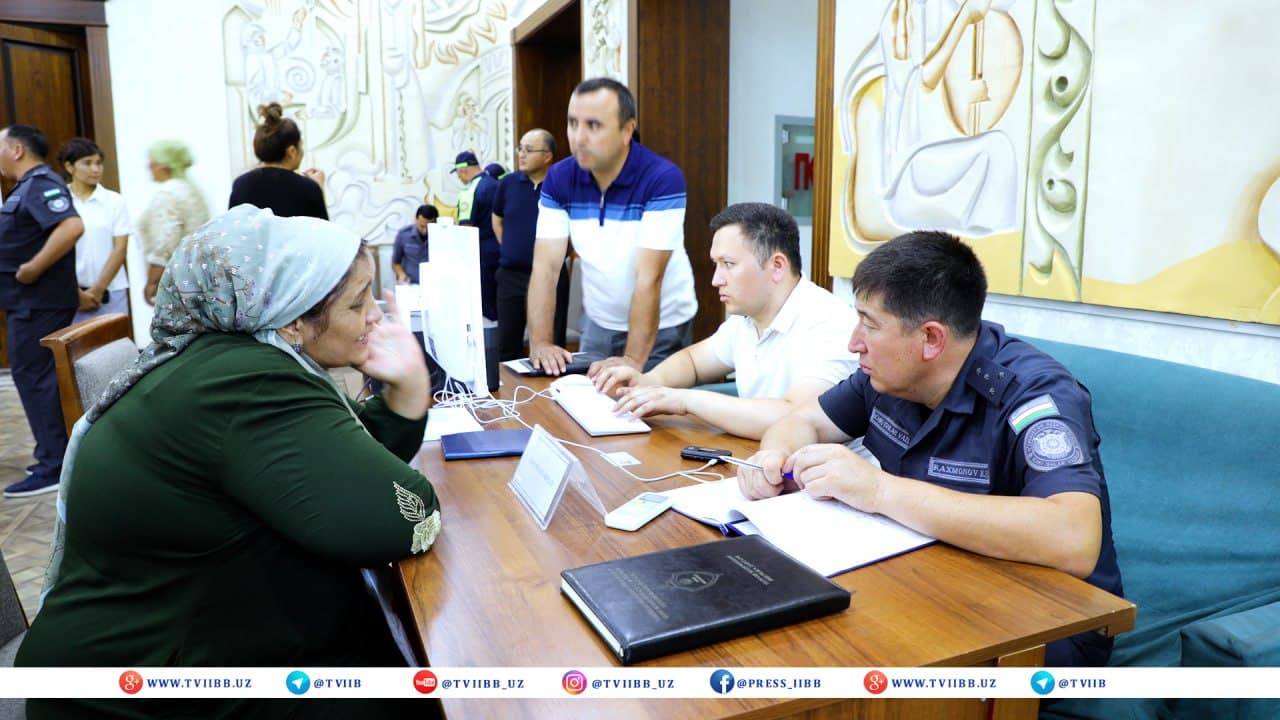 Республиканская рабочая группа проводит массовые выездные приемы в Ташкентской области