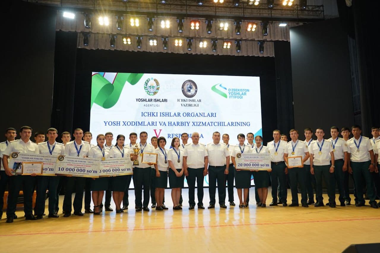 Навоий вилоятида ўтказилган “Ички ишлар органлари ёш ходимлари ва ҳарбий хизматчиларининг V республика ёшлар форуми“ ғолиб ва совриндорларини тантанали тақдирлаш маросими бўлиб ўтди