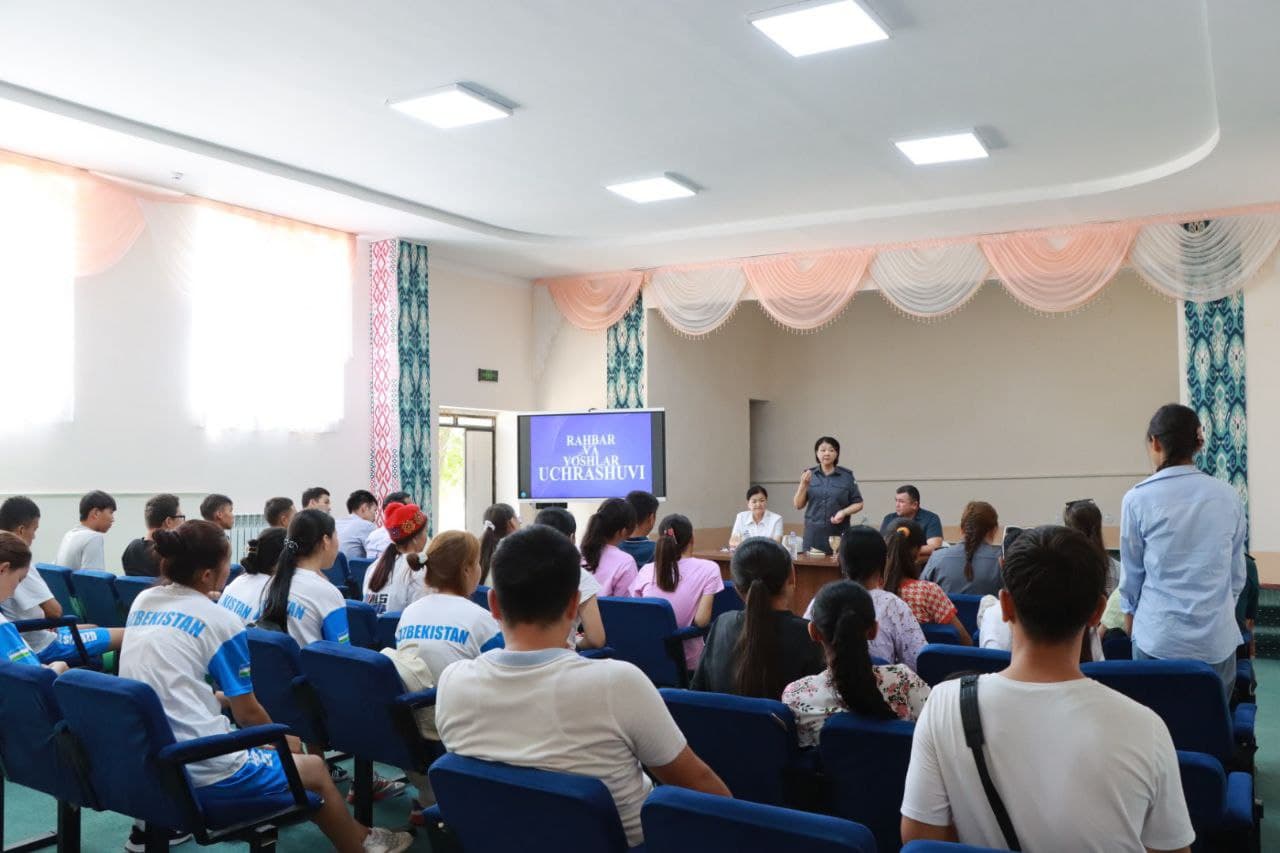 IIV rahbariyati Qoraqalpogʻiston Respublikasida mahalla yettiligi va yoshlar ishtirokida xavfsiz muhit yaratish masalalarini muhokama qildi