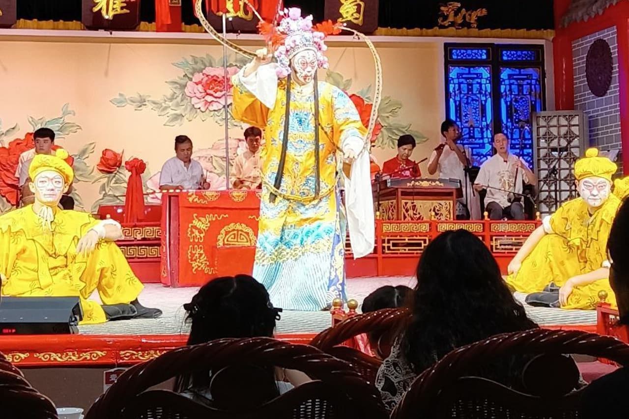 IIVning ixtisoslashtirilgan maktab-internati oʻquvchilarining Xitoyga tashrifi: oʻzaro hamkorlik va tajriba almashish maqsadida