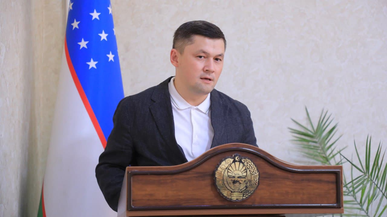 Jizzax viloyatida otaliqqa olingan yoshlar bilan olib borilayotgan ishlar tahlil qilindi