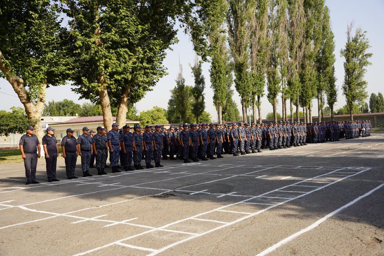 Руководство Министерства внутренних дел посетило воинскую часть №7534, подчиняющуюся Командованию Караульных войск МВД